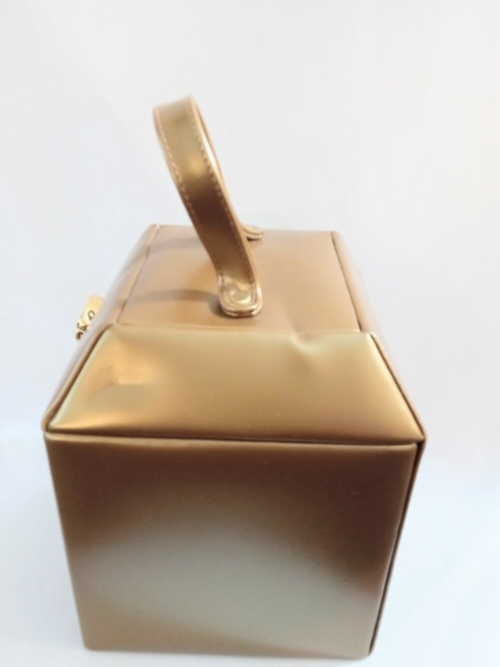 Wolf Designs Inc. Gold Locking Jewelry Case Travel Box w/ Key 6x7x5.5 - Picture 3 of 5